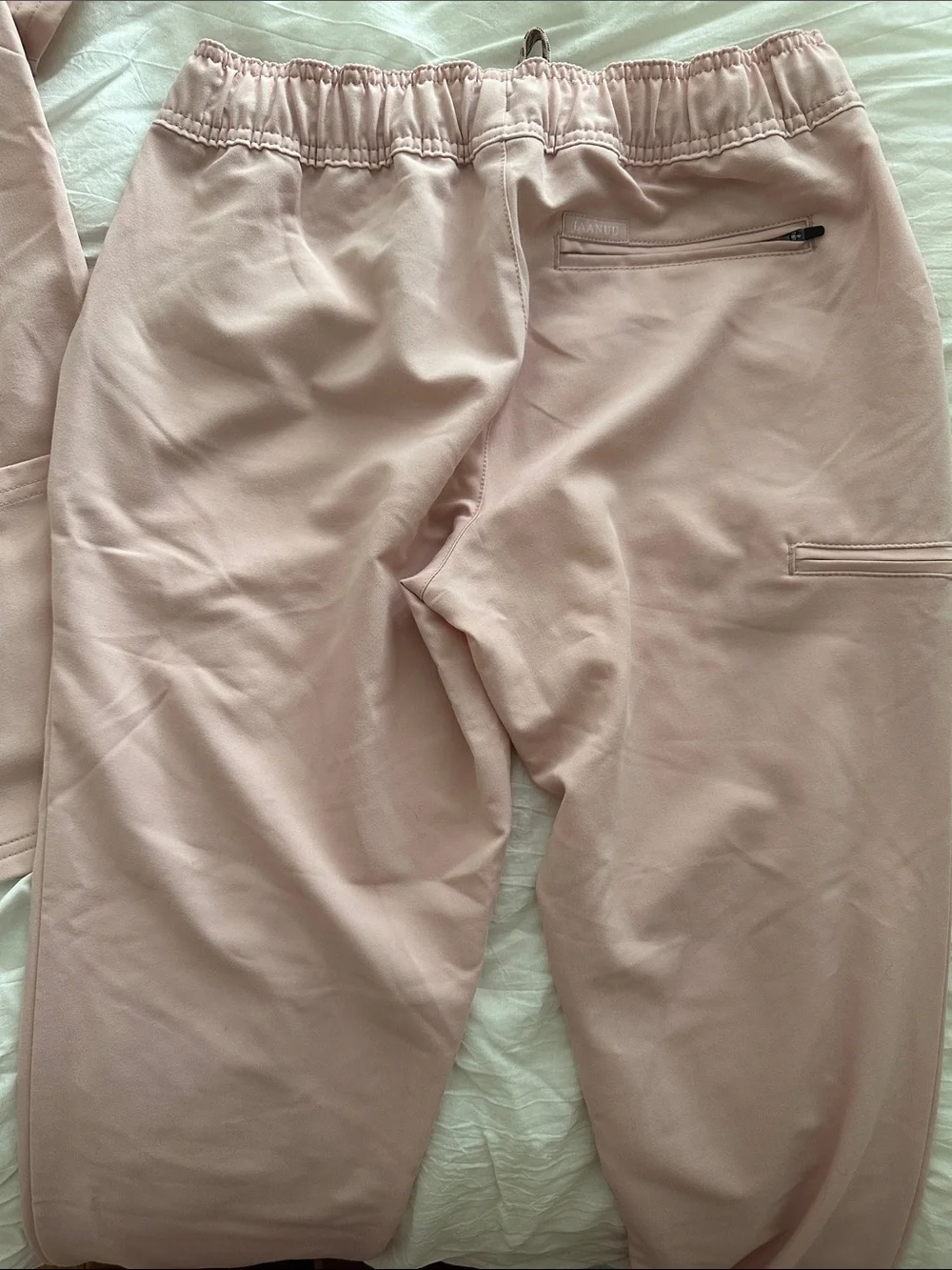 Jaunuu Pink Scrub Set - Size Small petite NWOT - Picture 3 of 8